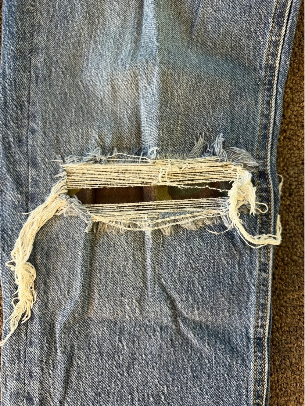 2019 Levi’s 541 Athletic Taper Jeans Men’s 32x32 Distressed Ripped Camo Y2K